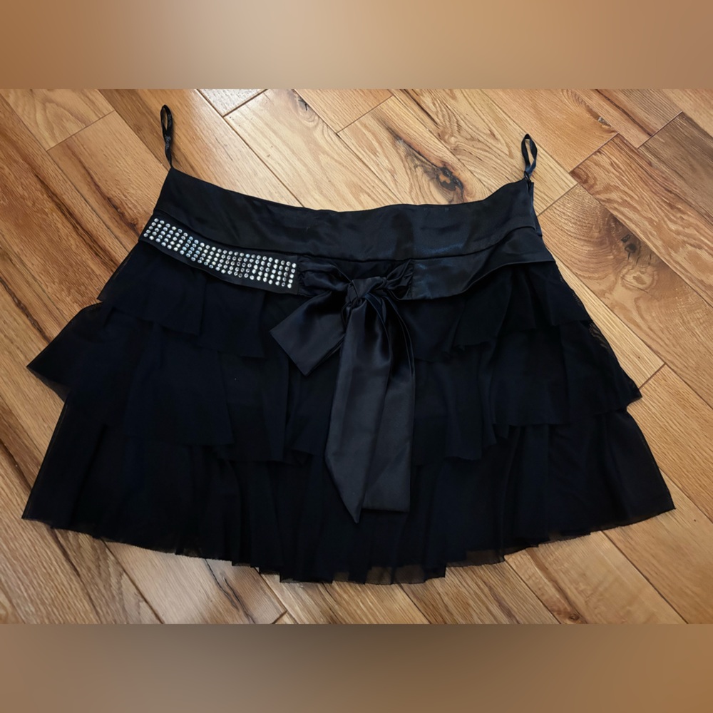 Elegant Black Skirt with Bow Detail